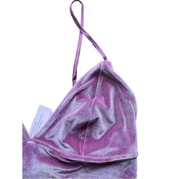 NWT VS Pink Velvet Cami Med Bra Top Victoria’s Secret - Picture 4 of 6